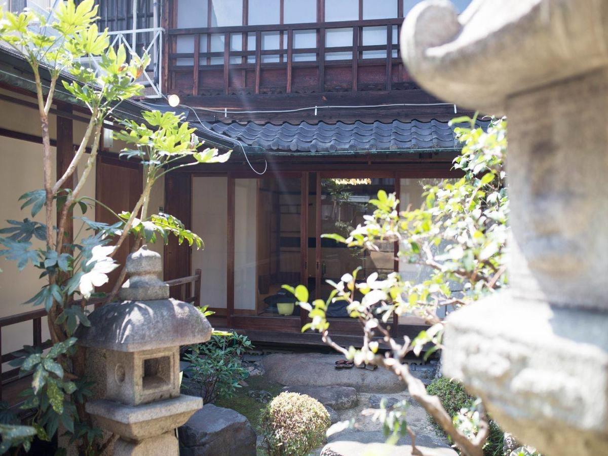 京都二条城近く京町屋120年の歴史に泊まる エクステリア 写真